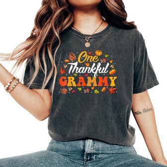 One Thankful Grammy Turkey Autumn Leaves Fall Thanksgiving Women's Oversized Comfort T-Shirt - Thegiftio UK