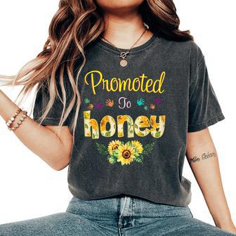 Promoted To Honey Sunflower Grandma Women's Oversized Comfort T-shirt | Mazezy