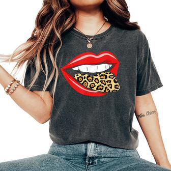Red Lips Leopard Skin Print Pattern Tongue Animal Lover Women's Oversized Comfort T-shirt | Mazezy