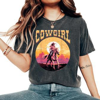 Rodeo Western Country Southern Cowgirl Hat Cowgirl Women's Oversized Comfort T-Shirt | Mazezy