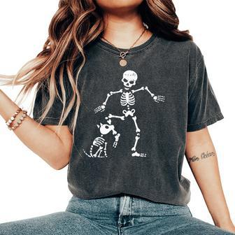 Skeleton And Dog Halloween Costume Skull Women's Oversized Comfort T-Shirt - Seseable
