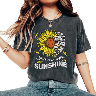 You Are My Sunshine Sunflower Horror Skulls Women's Oversized Comfort T-shirt | Mazezy