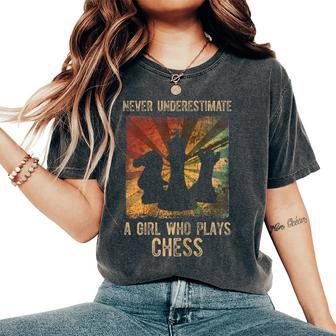 Never Underestimate A Girl Who Plays Chess Women's Oversized Comfort T-Shirt - Monsterry UK