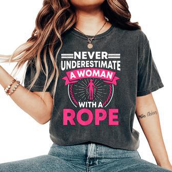 Never Underestimate A Woman With A Rope Rope Jumping Women's Oversized Comfort T-Shirt - Thegiftio UK