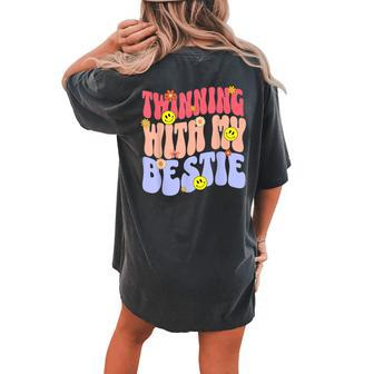 Twinning Vibe Groovy Retro Twin Sisters Spirit Week Twin Day Women's Oversized Comfort T-shirt Back Print - Monsterry DE