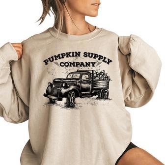 Pumpkin Old Truck Vintage Antique Fall Season For Women's Oversized Sweatshirt | Mazezy