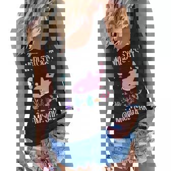 Momsie Grandma Gift Worlds Best Momsie Shark Women Flowy Tank - Seseable