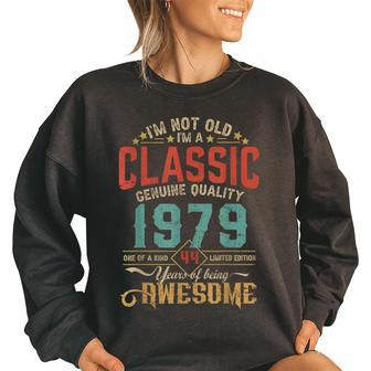 Im Not Old Im A Classic Genuine Quality Since 1979 Vintage Women Oversized Sweatshirt | Mazezy DE