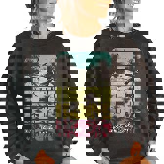 Retro Venice Beach T Vintage California 70S 80S Gift California Gifts And Merchandise Funny Gifts Women Oversized Sweatshirt | Mazezy