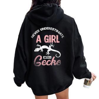 Never Underestimate A Girl With A Gecko Women Oversized Hoodie Back Print - Monsterry AU