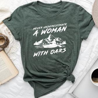 Never Underestimate A Woman With Oars Kajak Kanu Ruderer Bella Canvas T-shirt - Thegiftio UK