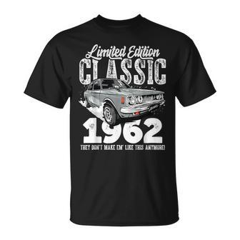 61Th Birthday Vintage Classic Car 1962 Bday 61 Year Old Unisex T-Shirt | Mazezy