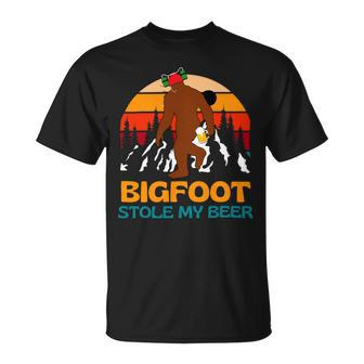 Beer Bigfoot Stole My Beer Funny Yeti Sasquatch Drinking Retro Unisex T-Shirt - Monsterry AU