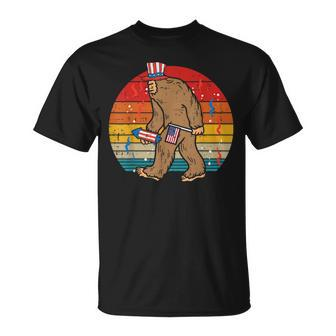 Bigfoot Us Flag 4Th Of July Fourth Sasquatch Patriotic Men Unisex T-Shirt | Mazezy