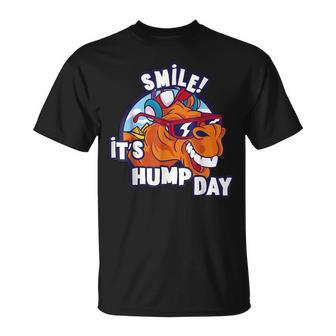 Camel Smile It's Hump Day Hump Day Camel Sunglass T-Shirt - Monsterry DE