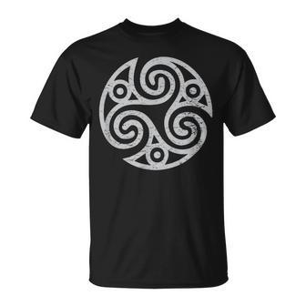 Celtic Triple Spiral Of Life Triskelion Triskele T-Shirt | Mazezy
