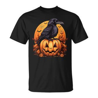 Crow Bird On Pumpkin Crow And Jack O Lantern Halloween Party T-Shirt | Mazezy