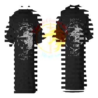 That Which Does Not Kill Me Should Run Vintage Apparel T-Shirt | Mazezy