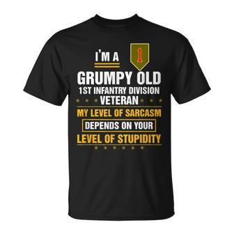 Grumpy Old 1St Infantry Division Veteran Father Day Unisex T-Shirt | Mazezy