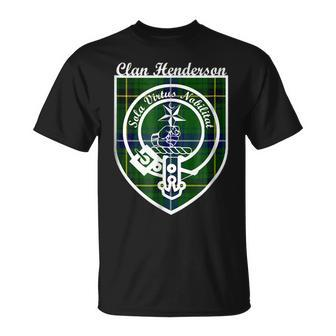 Henderson Surname Last Name Scottish Clan Tartan Badge Crest Funny Last Name Designs Funny Gifts Unisex T-Shirt | Mazezy