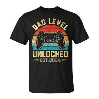 I Leveled Up To Dad 2024 Promoted To Daddy Level Unlocked Unisex T-Shirt | Mazezy