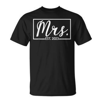 Mrs Est 2023 Married Wife Husband Mr Matching Wedding Unisex T-Shirt - Seseable