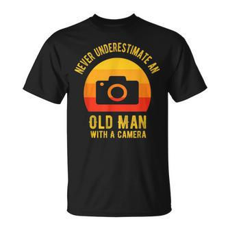 Never Underestimate An Old Man With A Camera Photography Unisex T-Shirt - Seseable