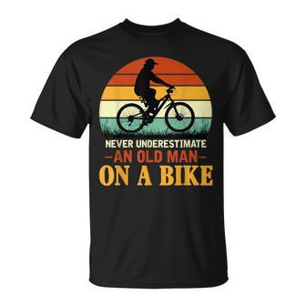 Never Underestimate Funny Quote An Old Man On A Bicycle Retr Unisex T-Shirt - Seseable