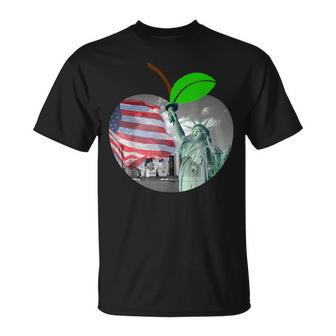 New York City Big Apple Statue Of Liberty Usa Nyc Pride Gift Unisex T-Shirt | Mazezy