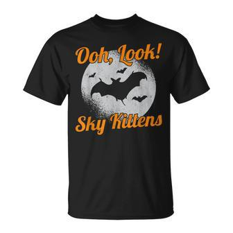 Oh Look Sky Kittens Bat Halloween Bats Halloween Bats T-Shirt | Mazezy