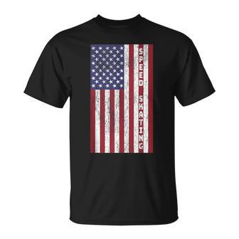 Patriotic Speed Skating Design - Retro American Flag Graphic Patriotic Funny Gifts Unisex T-Shirt | Mazezy
