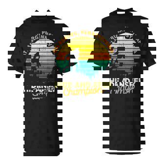 Retro Atlasburg Pennsylvania Big Foot Souvenir T-Shirt | Mazezy