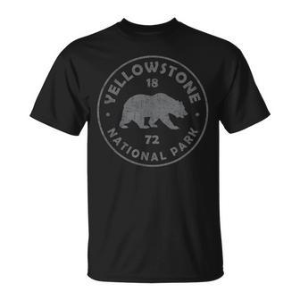 Retro Bear Yellowstone National Park 1872 Hiking Souvenir Unisex T-Shirt - Seseable