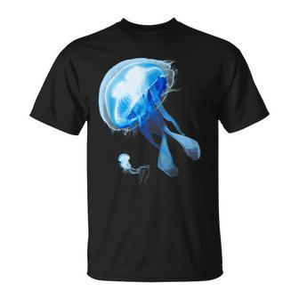 Sea Nettle Jellyfish Diving Underwater Beauty T-Shirt | Mazezy