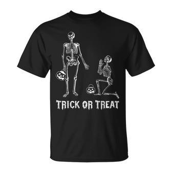 Trick Or Treat Halloween Funny Skeleton Friends Unisex T-Shirt | Mazezy