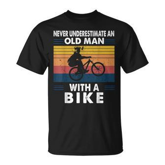 Never Underestimate An Old Man With A Bike Vintage Retro T-Shirt - Seseable