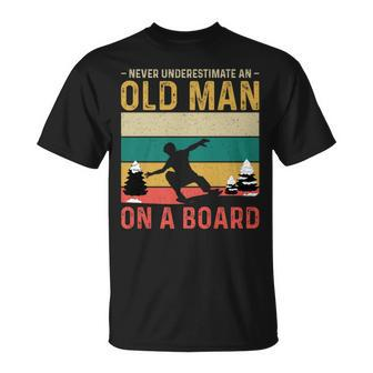 Never Underestimate An Old Man On A Board Retro T-Shirt - Seseable