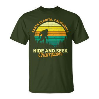Retro Santa Clarita California Big Foot Souvenir T-Shirt | Mazezy