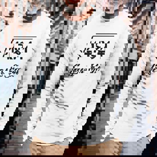 22nd Birthday Gift Square Root Of 484: 22 Years Old T-Shirt 22nd Birthday Gift Square Root Of 484: 22 Years Old T-Shirt