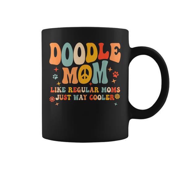 Retro Groovy It's Me, The Cool Doodle Mom Gift for Women - Coffee Mug