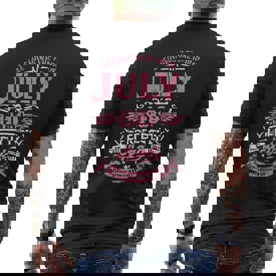 Legend Since July 1989 T-Shirt Gift Born In 1989 Gift Legend Since July 1989 T-Shirt Gift Born In 1989 Gift