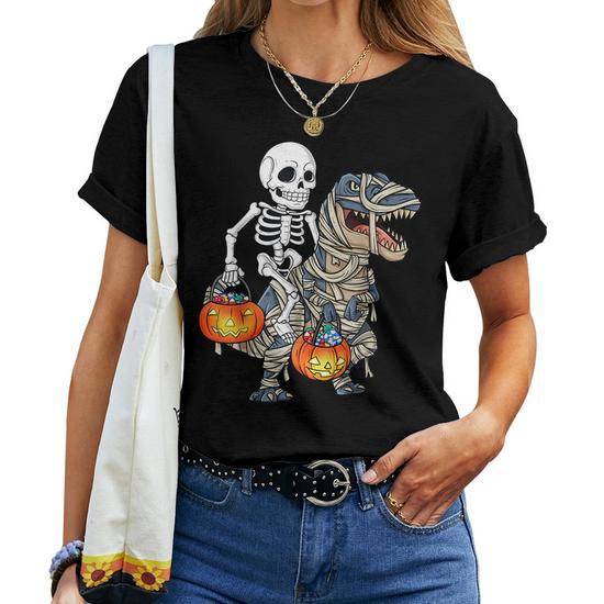 Halloween Skeleton Riding Mummy Dinosaur T-Rex Funny Pumpkin Mummy Funny Gifts Women T-Shirt