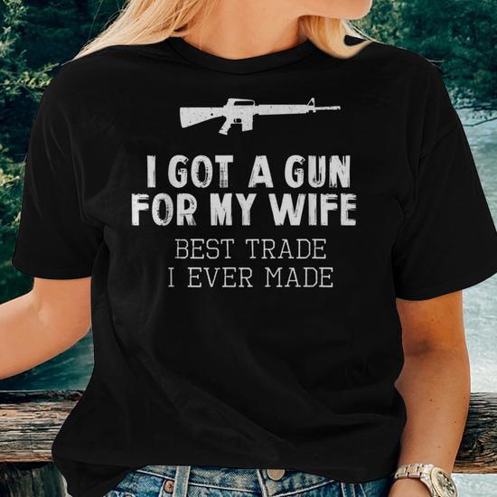 T-shirt Humoristique “Your Wife My Wife With A GUN” – 2XL – Bleu – Toespring