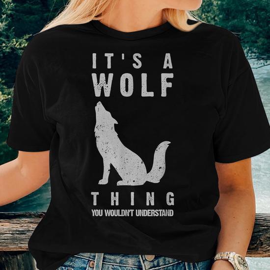 Its A Wolf Howling Thing Wolves Love Im A Wolf Cute Women T-shirt | Mazezy