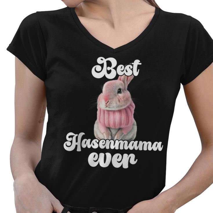 Best Rabbit Mama Ever Retro Winter Rabbit Mum  Gift For Women Women V-Neck T-Shirt