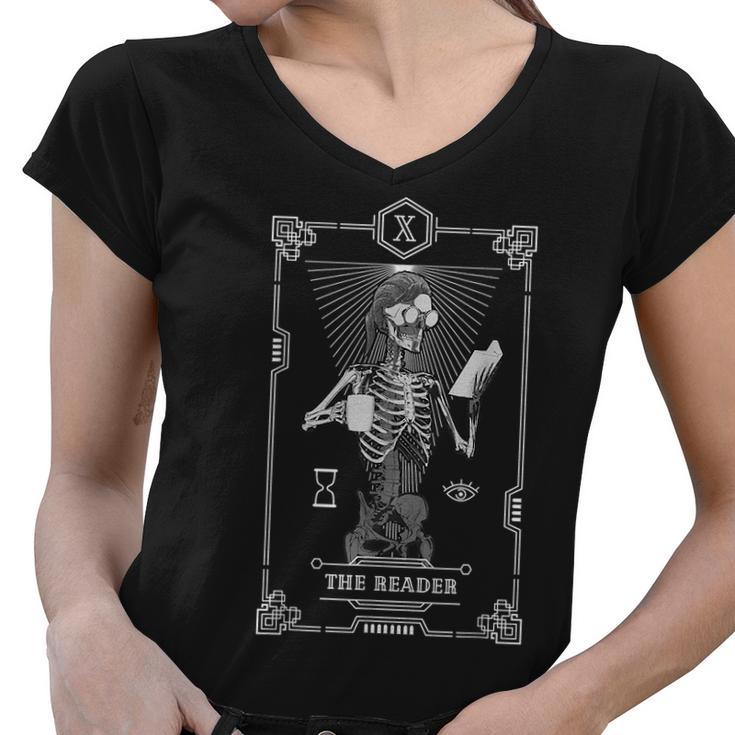 Tarot Card The Reader Bookish Astrology Skeleton  Astrology Funny Gifts Women V-Neck T-Shirt