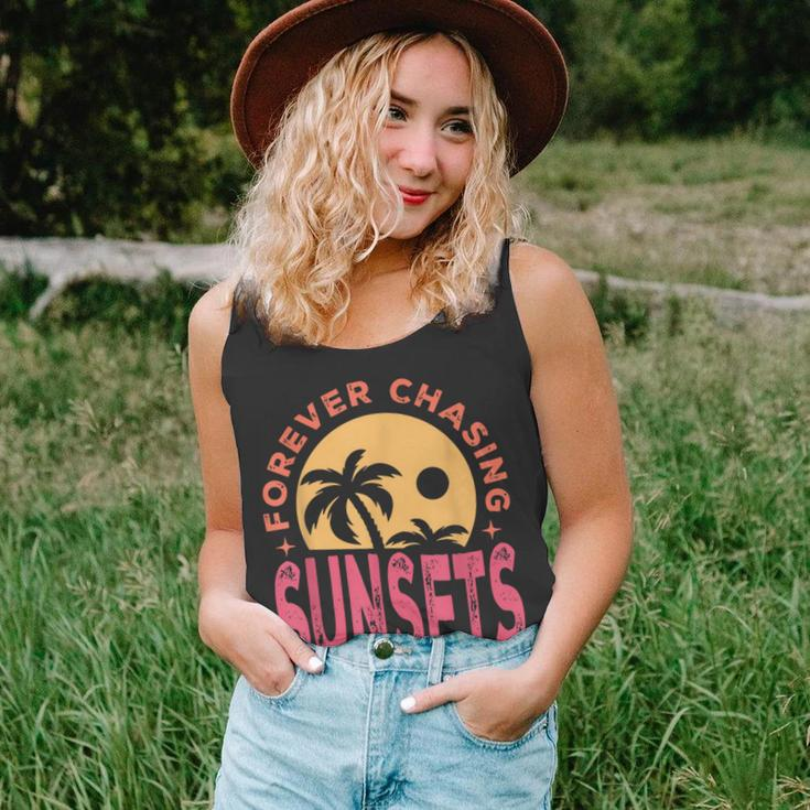Retro Vintage Forever Chasing Sunsets Summer Vacation Outfit Vacation Tank Top