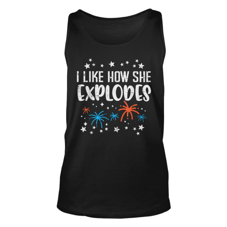4Th July I Like How She Explodes Patriotic Couple Men Tank Top
