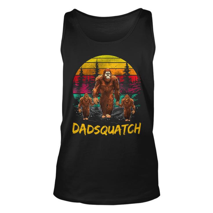 Dad Squatch Retro Bigfoot Dad Sasquatch Yeti Fathers Day   Unisex Tank Top