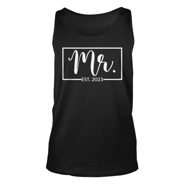 Mr Est 2023 Just Married Wedding Hubby Mr & Mrs Gifts  Unisex Tank Top